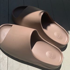 Yeezy Slides Sz 11